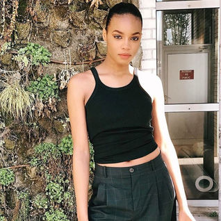 DIDI STONE OLOMIDÉ, STYLÉE JUSQU'AU PRÉNOM