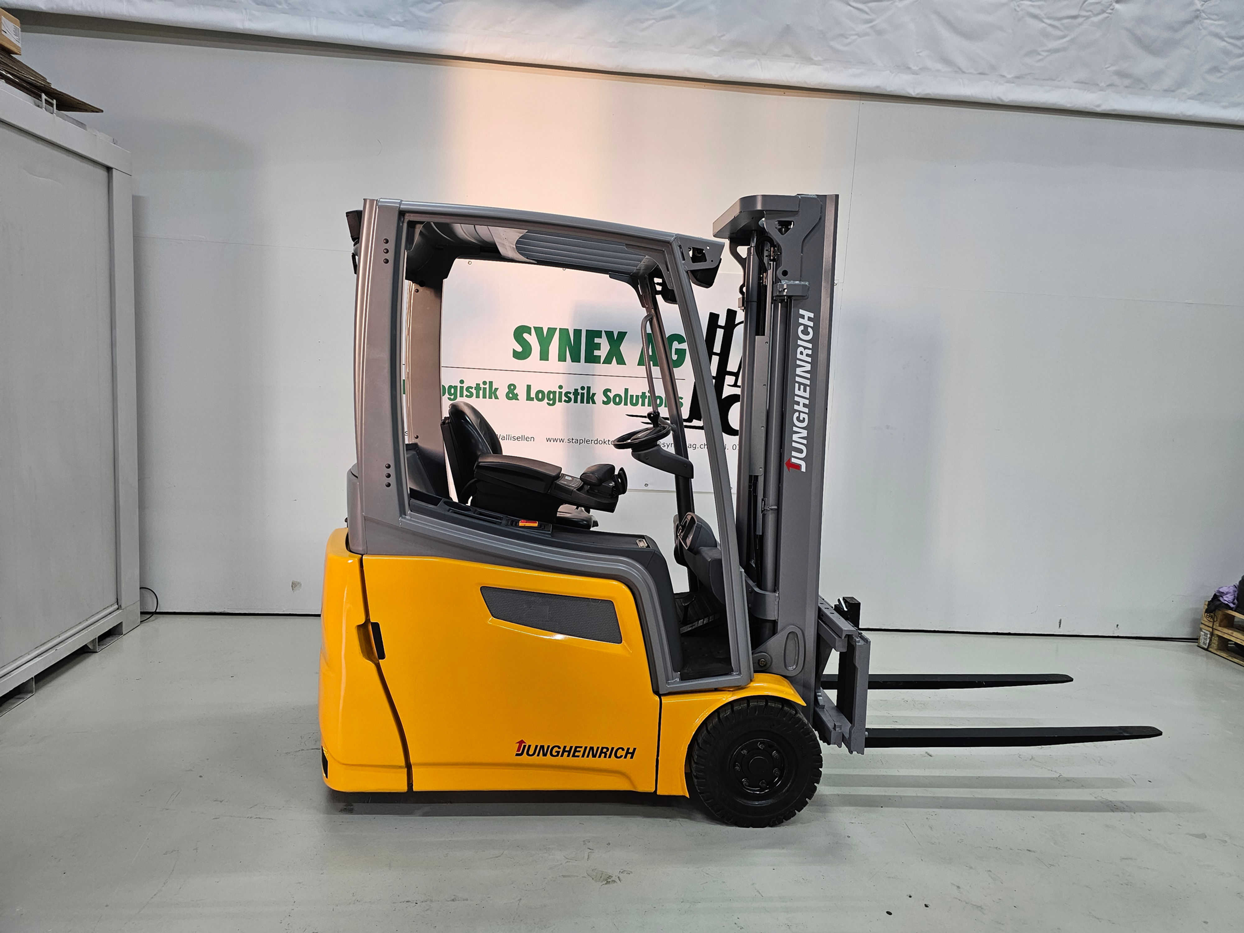 Jungheinrich EFG 216k