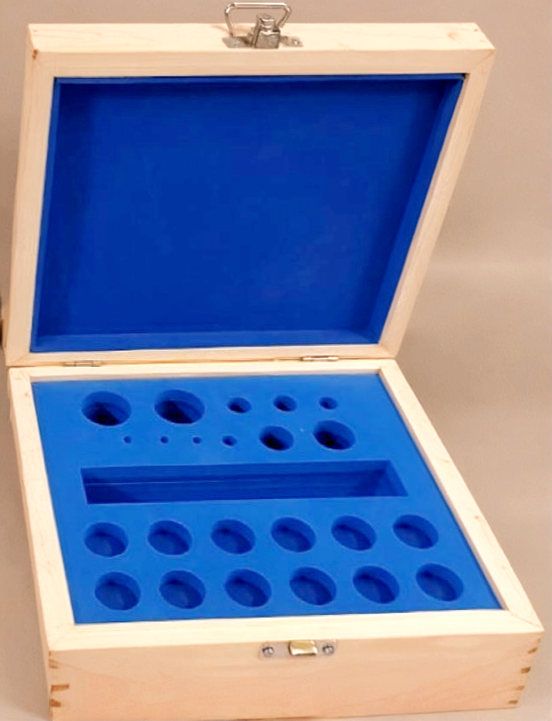 Empty Weight Box for Standard Weights