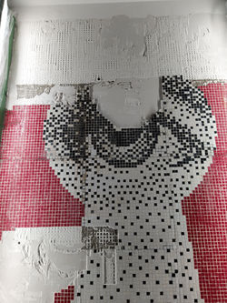 Rimozione decoro mal posato