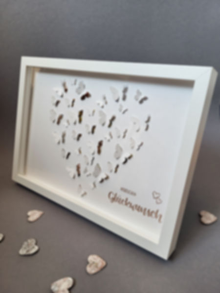 „Herz aus Schmetterlingen groß“