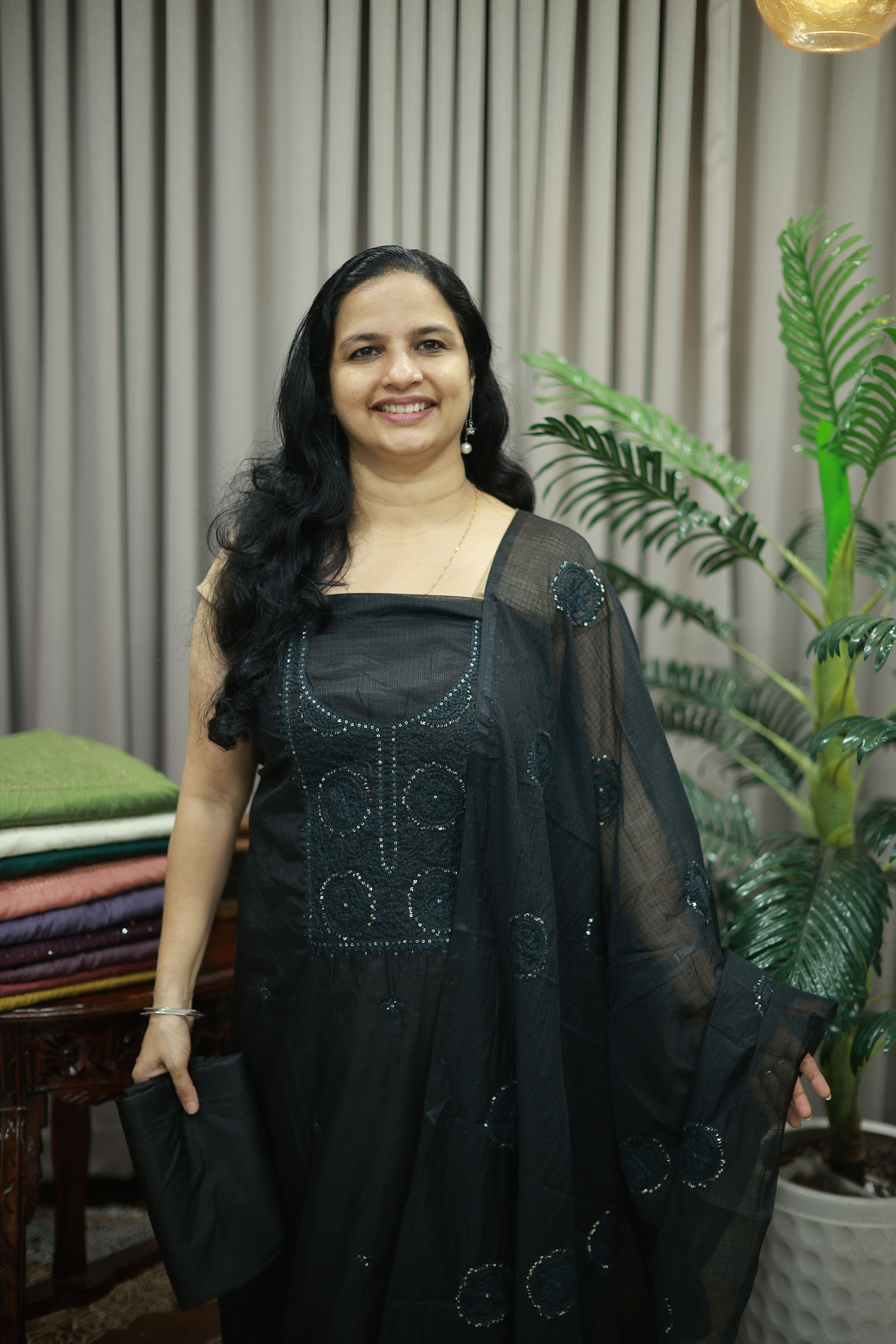 UNSTITCHED NET KOTA SET(RDCH-KT-175)