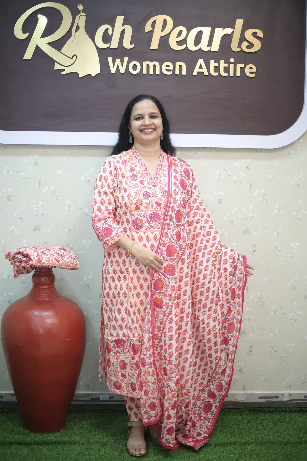 Glamorous Party Wear Stitched Sets (RDCH-ST-157)