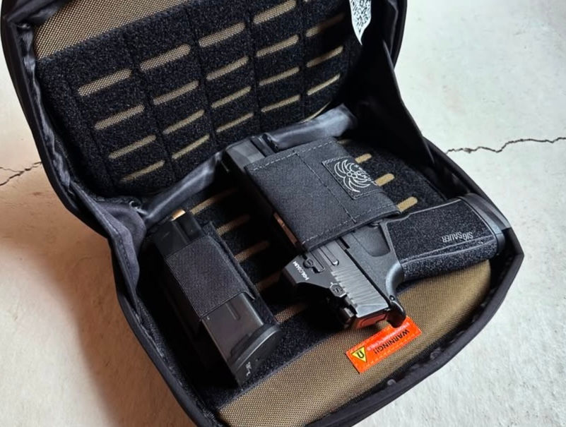 Thumbnail: GRAB BAG - Gunslinger פאוץ/תיק צד מגנטי לאקדח פול סייז