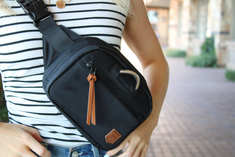 Thumbnail: GRAB BAG - The Marshal פאו'ץ/תיק צד מגנטי לאקדח קומפקט