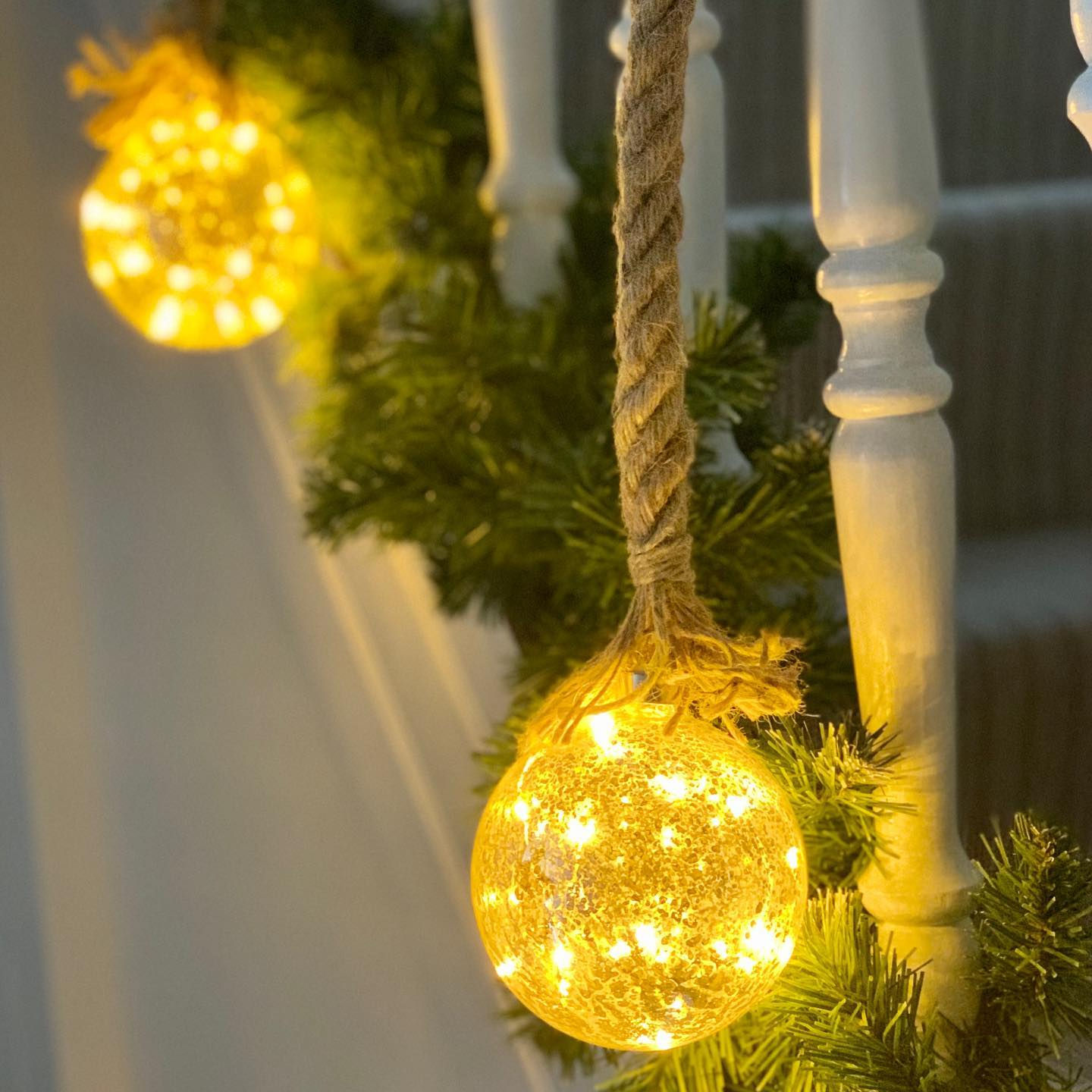 Glass Bauble 11cm