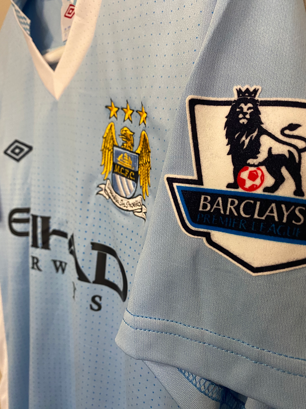 Thumbnail: Manchester City 2011/2012 Kun Aguero home jersey