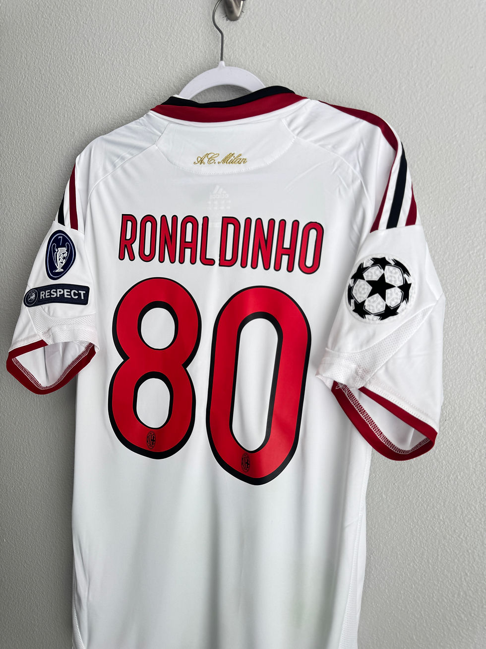 Thumbnail: AC Milan 2009/2010 Ronaldinho UCL away jersey