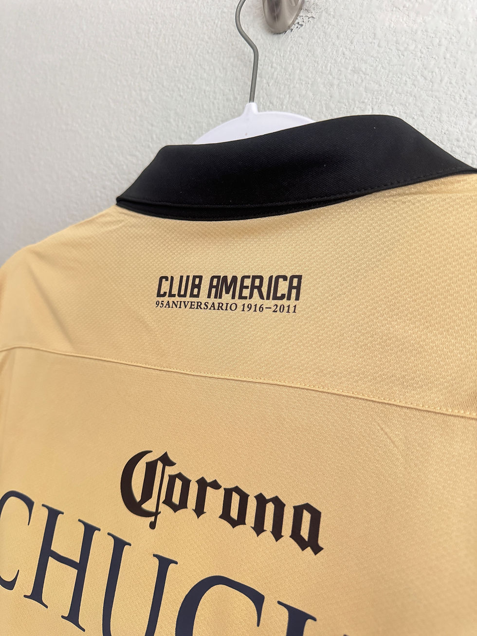 Thumbnail: Club America 2011 Chucho 95th anniversary jersey