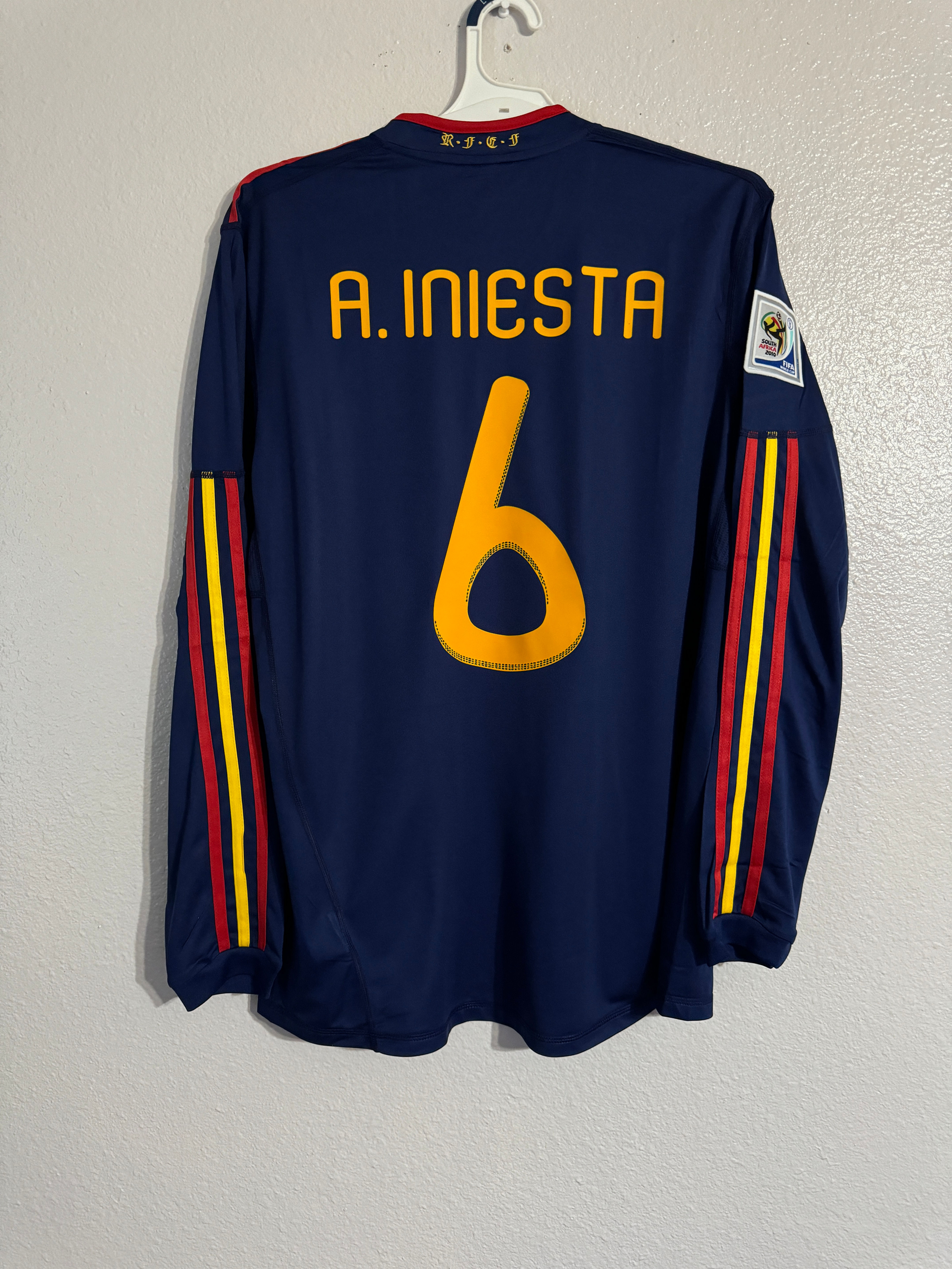 Spain 2010 Iniesta World Cup Final  long sleeve jersey