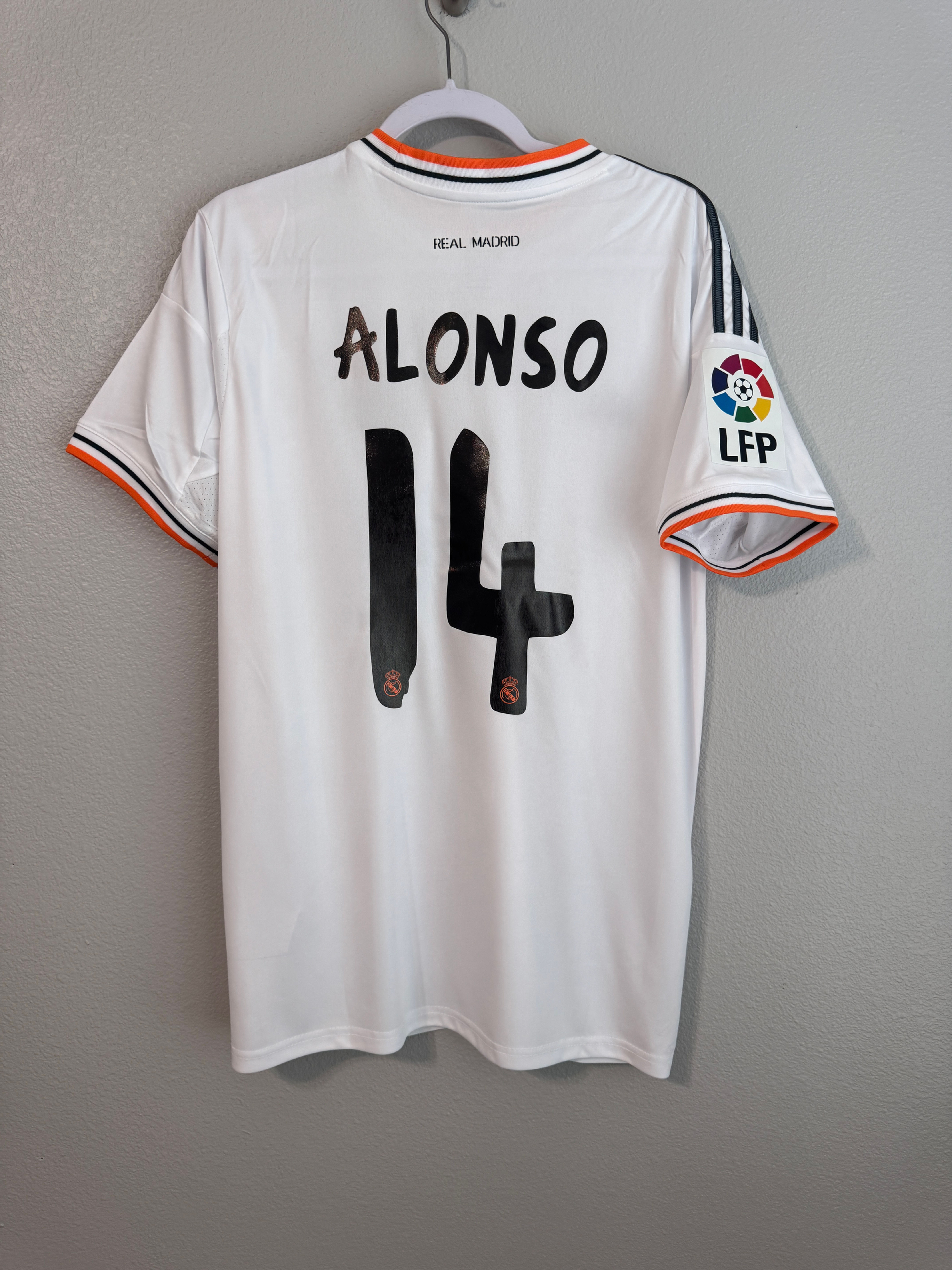Real Madird 2013/2014 Xabi Alonso home la liga jersey