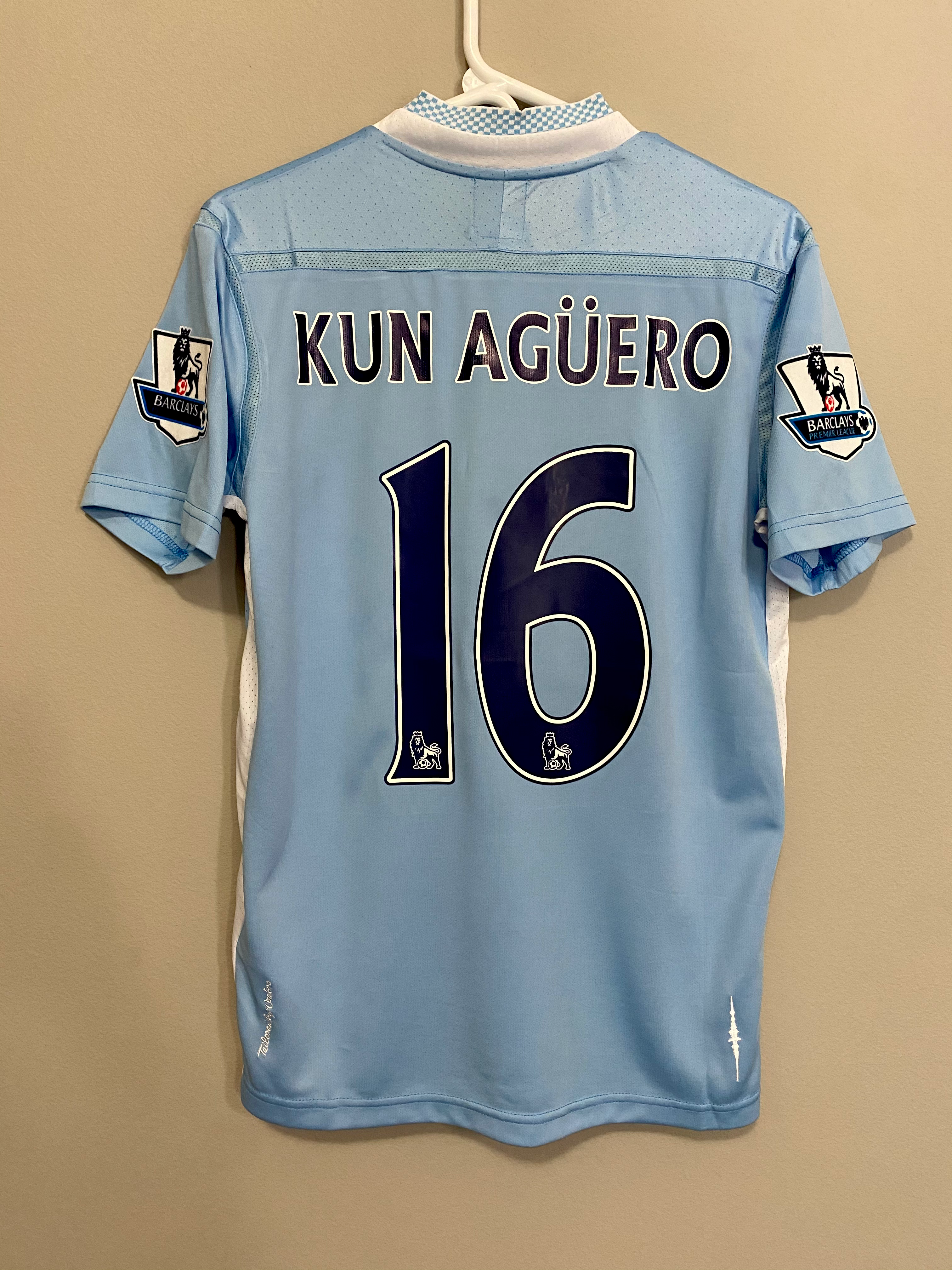 Manchester City 2011/2012 Kun Aguero home jersey