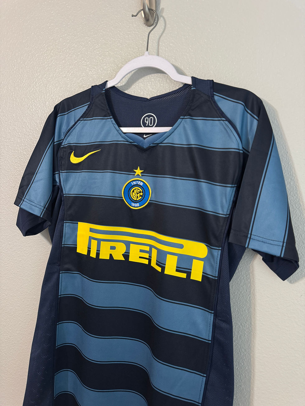 Thumbnail: Inter Milan 2004/2005 Adriano third soccer jersey