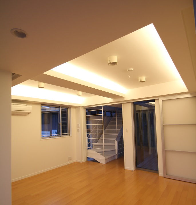 間接照明で大人な空間をつくる コーブ照明 コーニス照明で演出