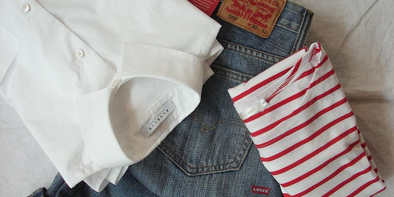 CAPSULE WARDROBE WITH A TWIST