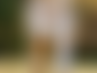 Tips for Caring for Someone with Dementia By LuxuriCare