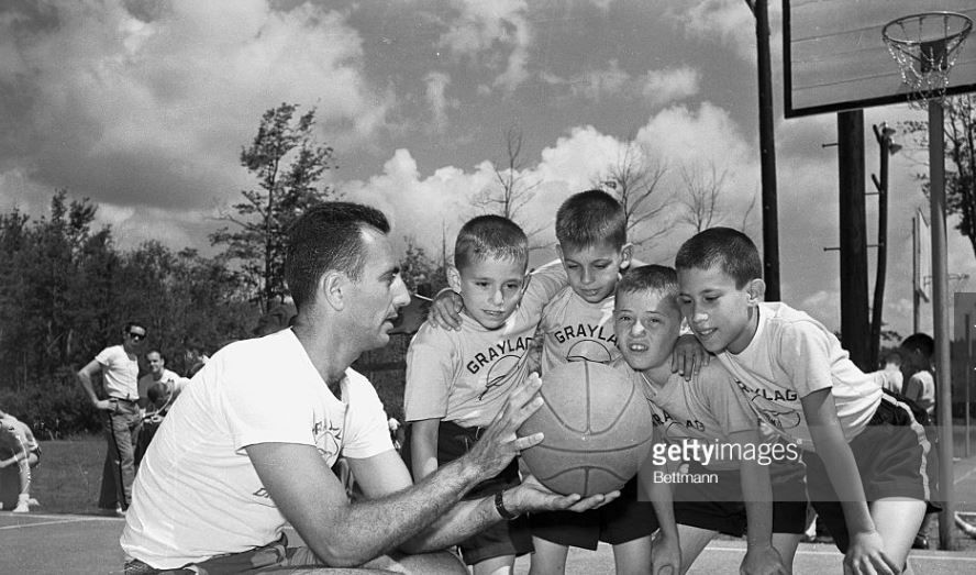 bob cousy worc.JPG