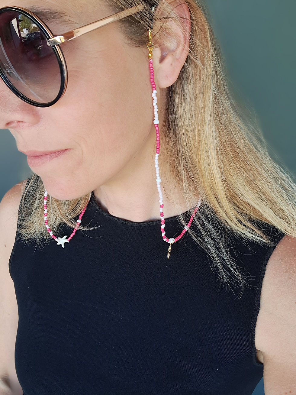 Miniaturbild: Brillenkette "Lea" pink/rose/charms