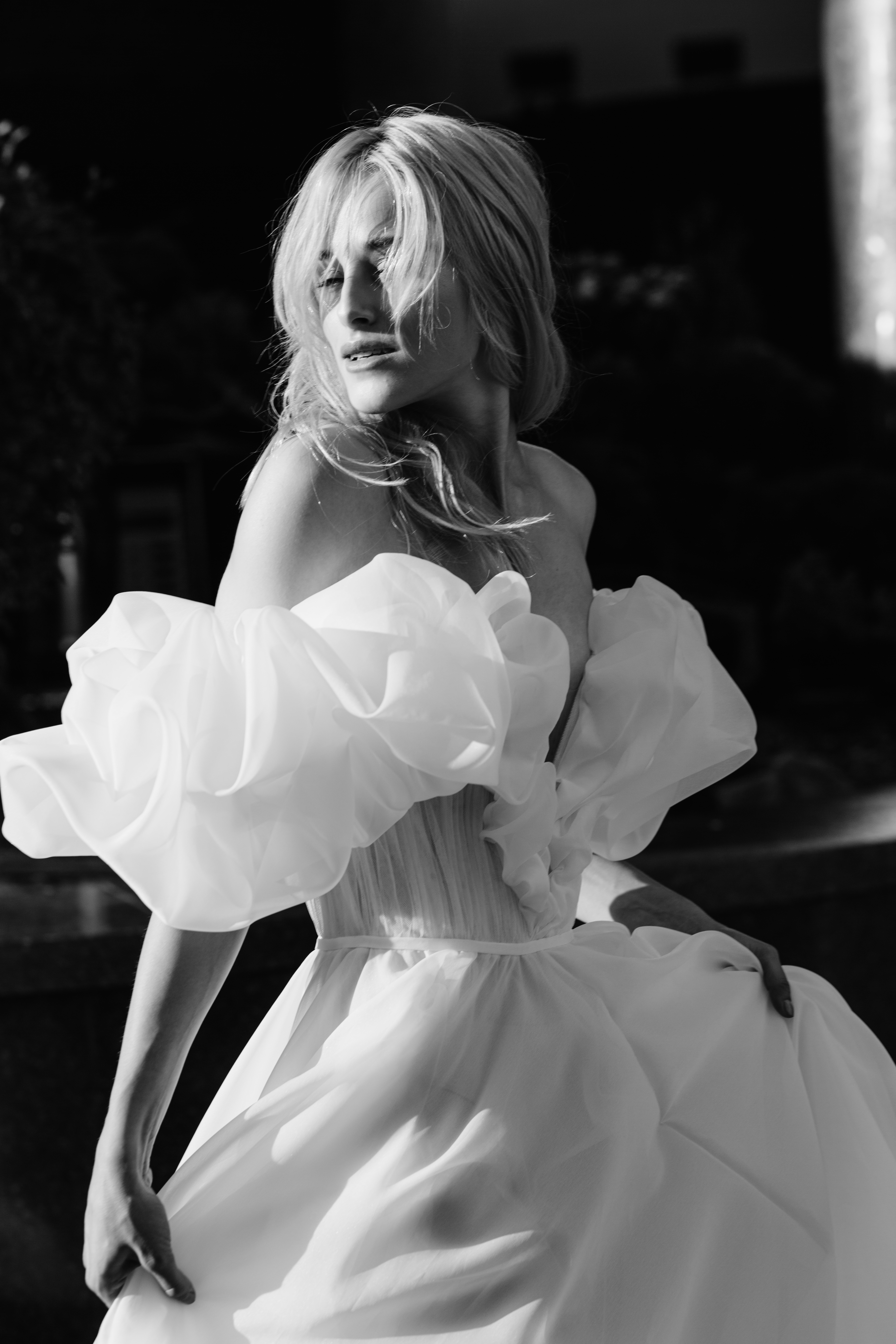 Ivory Bride — photo 9 of 18