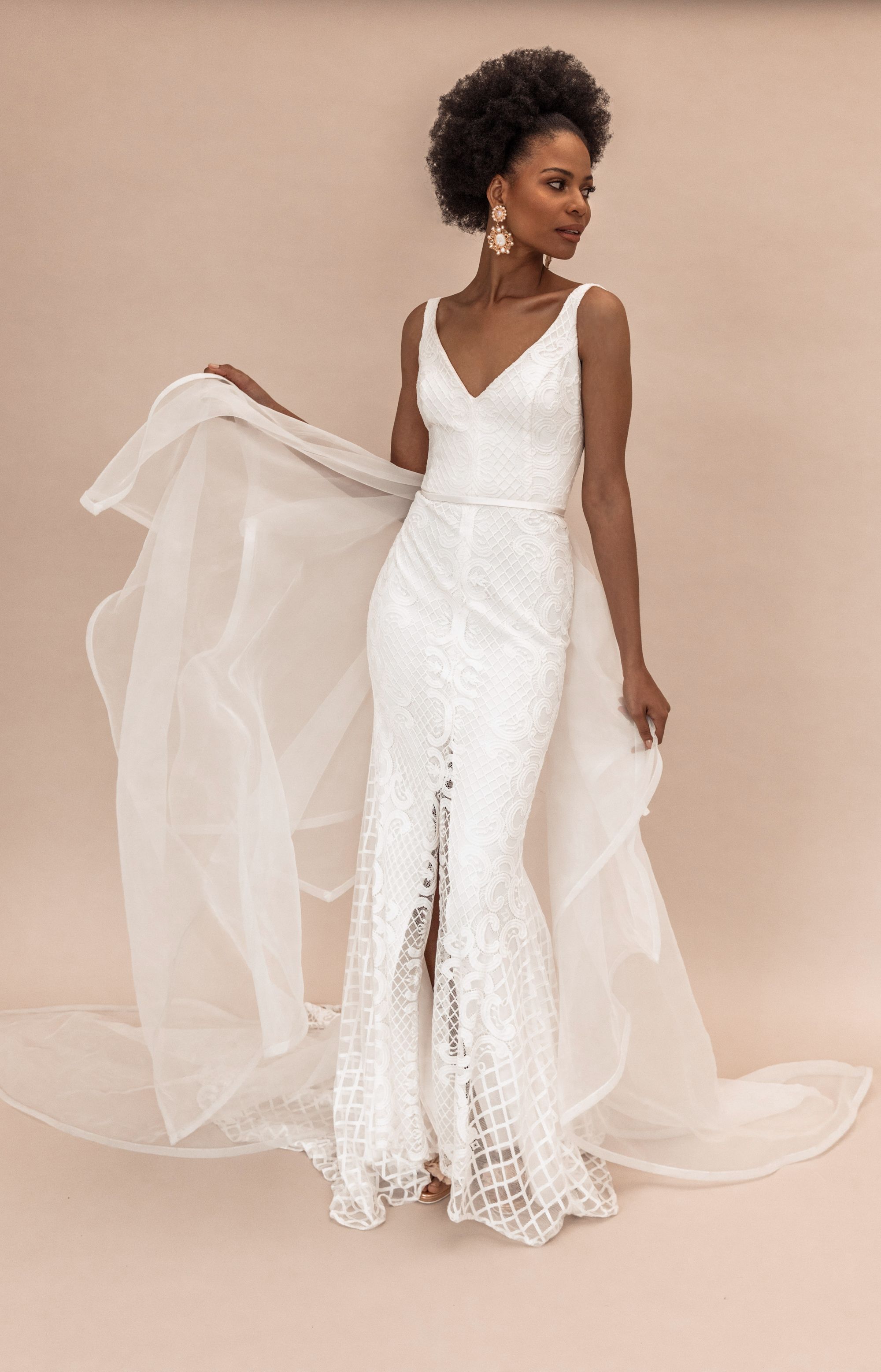Ivory Bride — photo 11 of 18