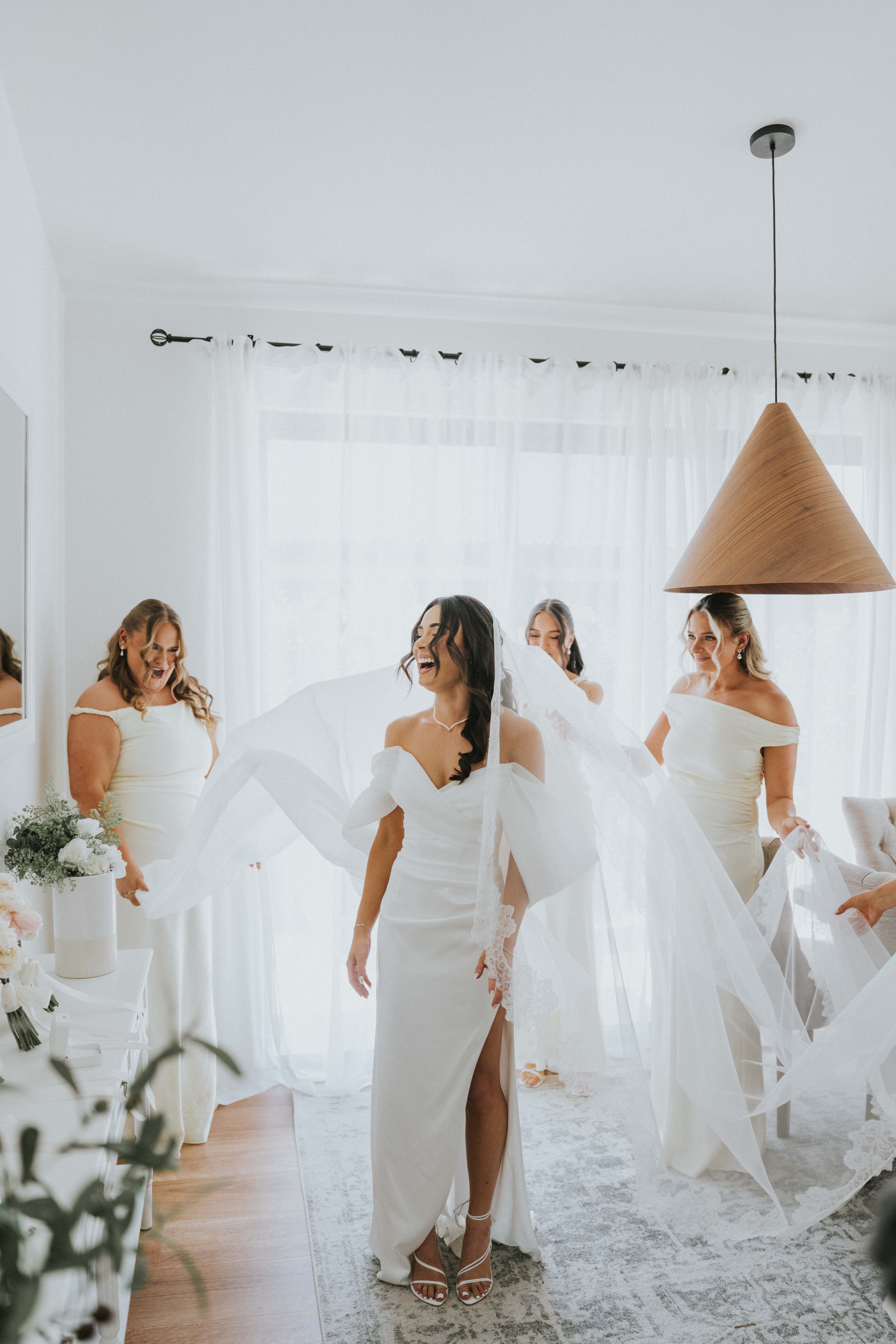 Ivory Bride — photo 13 of 18