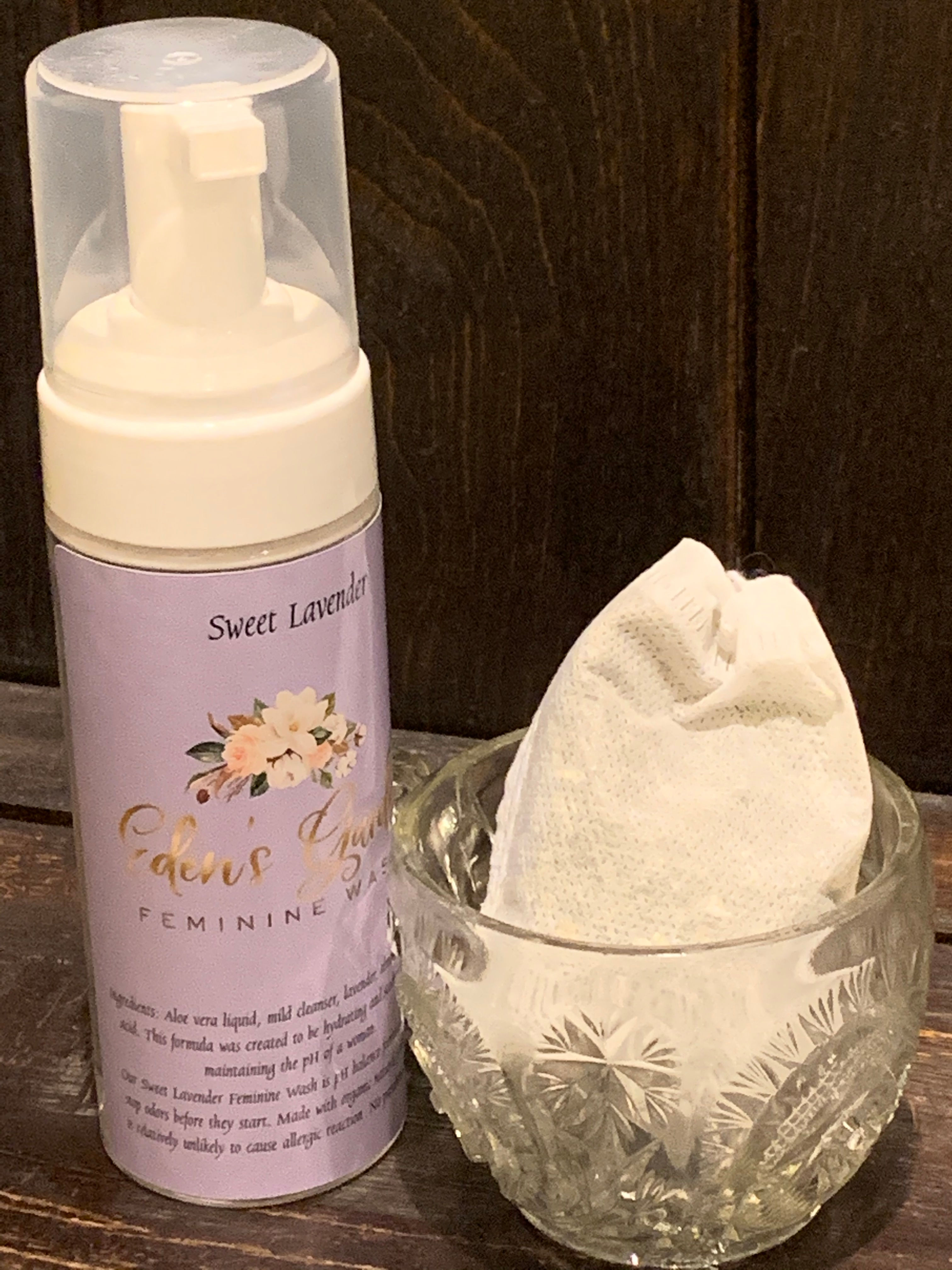 1 - Pack of Herbs & Sweet Lavender Feminine Wash