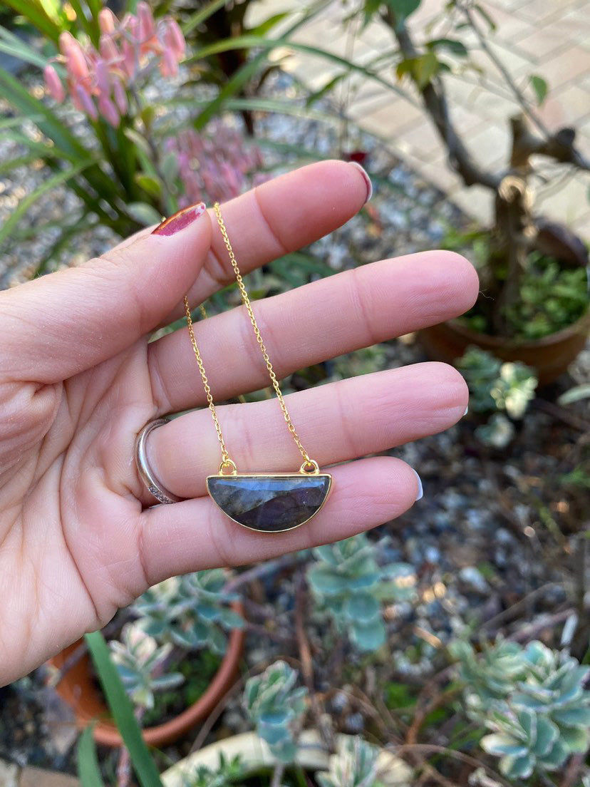 Thumbnail: Labradorite Gold Necklace