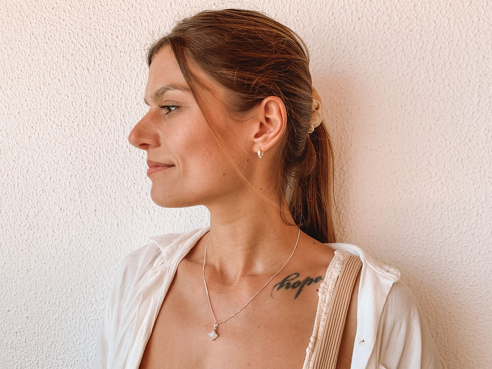 Thumbnail: Moonstone Crystal Silver Necklace