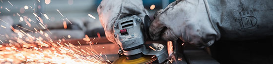 worker-5736096_1920.jpg