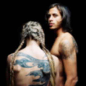 Pareja tatuado