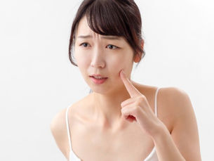 解構黑頭形成原因! 過度清潔都會形成黑頭 ?