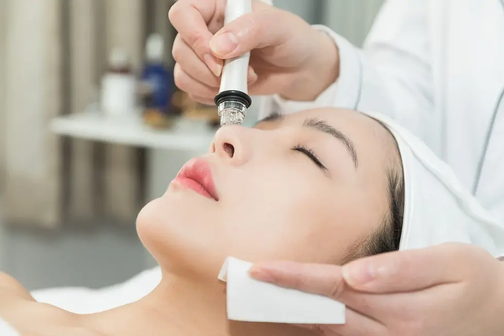 《Aqua Peel:讓肌膚重拾水潤與光澤的魔法》