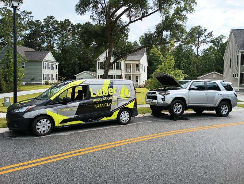 Stay Cool with Luber: Beat the Heat with Mobile Oil Changes