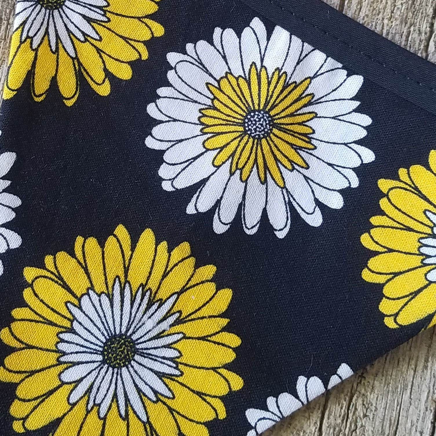 Yellow White Black Daisy Bunting