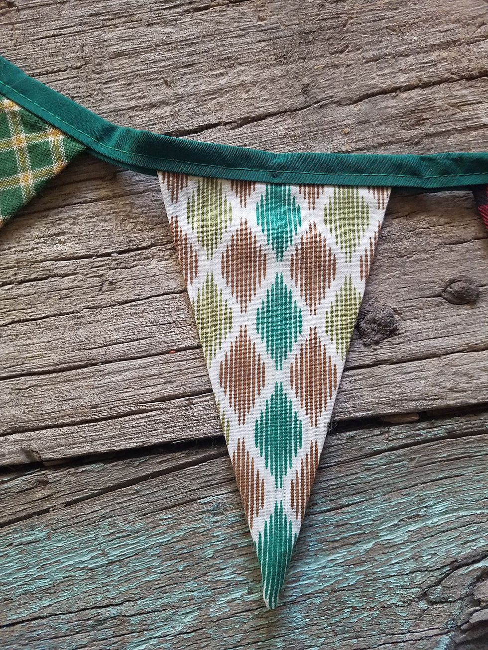 Thumbnail: Mini Bunting Deer Lumberjack Plaid