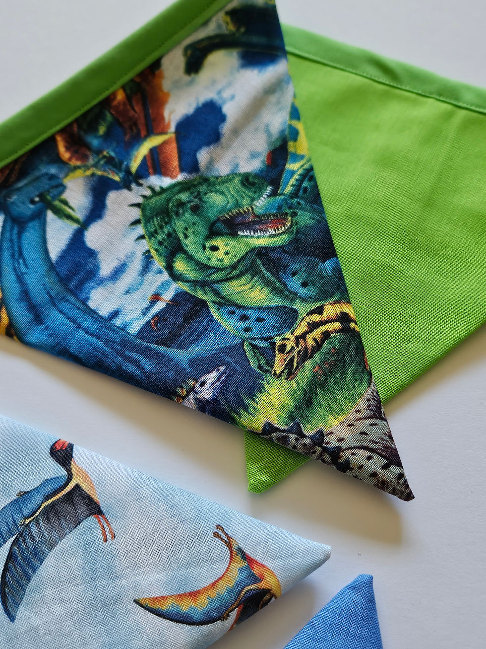 Thumbnail: Dinosaur Bunting
