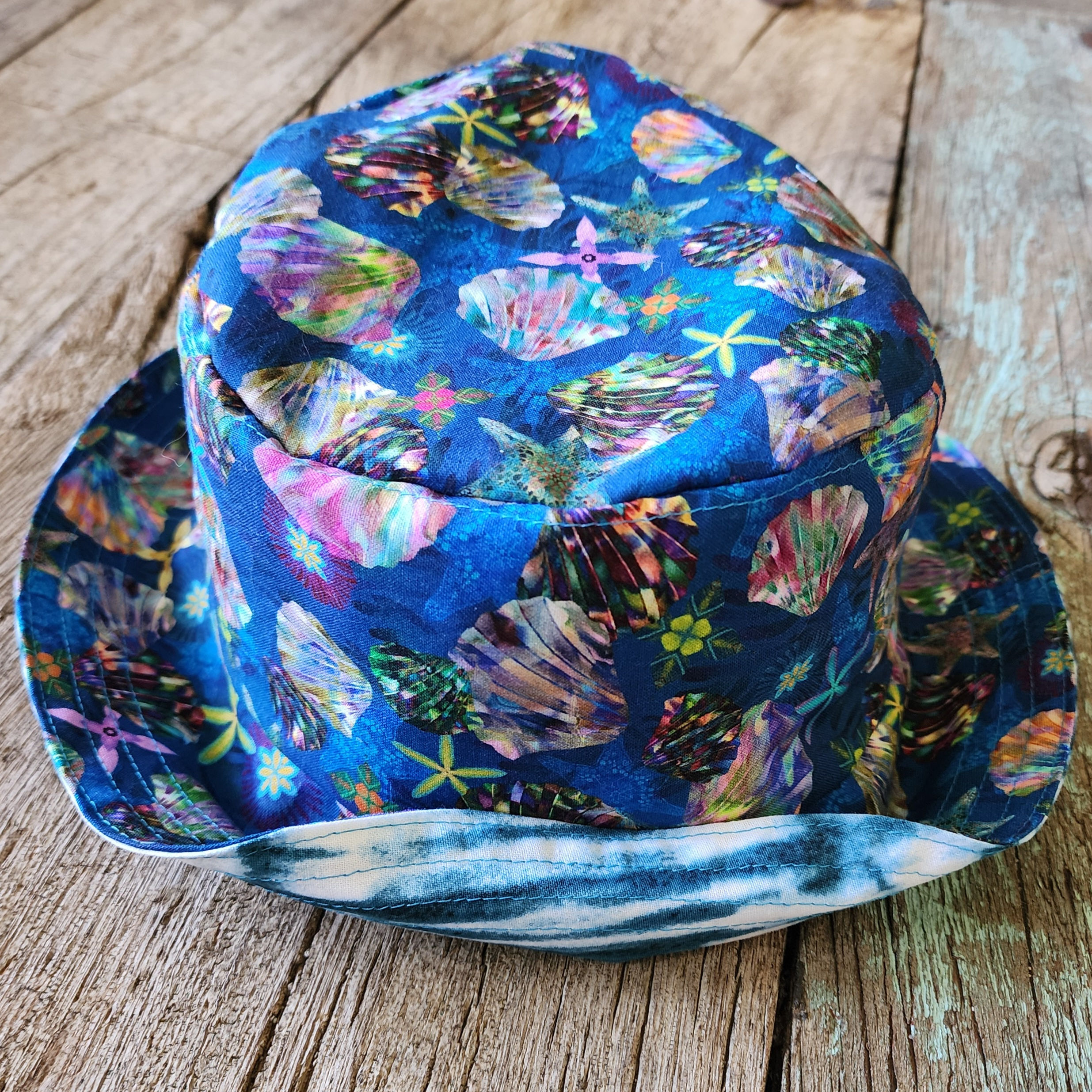 Seashell Tie-Dye Water Bucket Hat