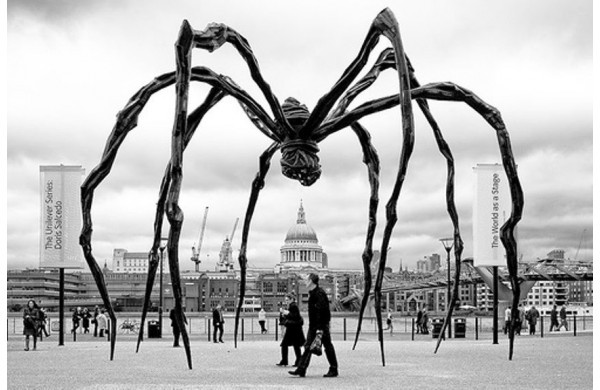 Louise Bourgeois - Maman
