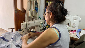 Los sueños de una familia detrás de una máquina de coser 