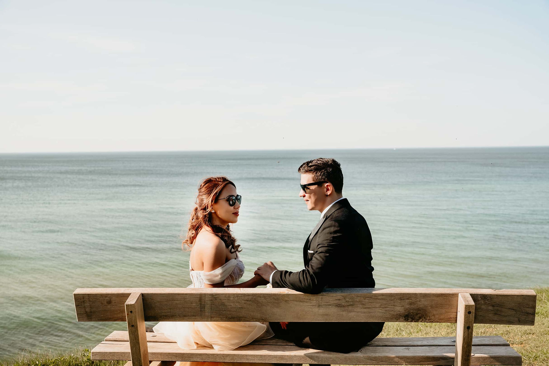 Dreamy seaside wedding ceremony moments