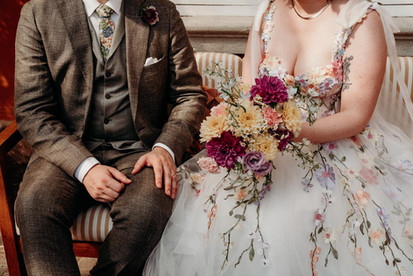 Capturing the love and celebration of Sissel and Rasmus’ wedding at Mielcke & Hurtigkarl, from intimate couple portraits to festive guest moments.