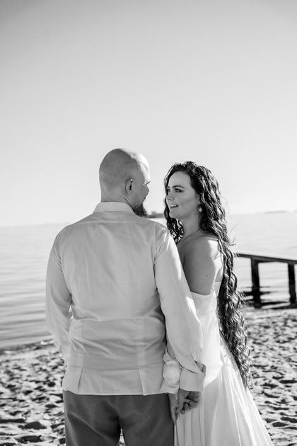 Couple photoshoot at the beach in Copenhagen.