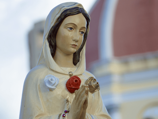 Comunidades celebram Nossa Senhora Rosa Mística, Mãe das vocações