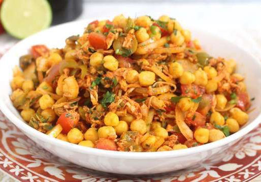 Salada de Grão-de-bico com Frango