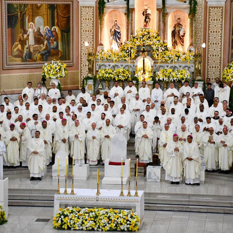 Padres saúdam início do ministério episcopal de Dom Marco Aurélio Gubiotti na Arquidiocese de Juiz de Fora