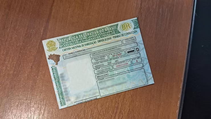 Lula sanciona lei que permite renovação automática da CNH para bons condutores