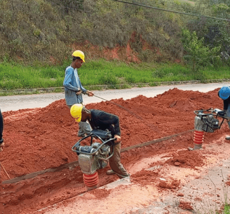 Obras da Cesama reforçam rede de esgoto nas regiões do Aeroporto e Novo Horizonte