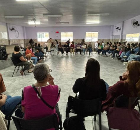 Projeto Acolher promove encontro para mulheres em tratamento contra o câncer de mama em Juiz de Fora