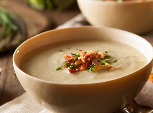 Caldo de Inhame com Calabresa