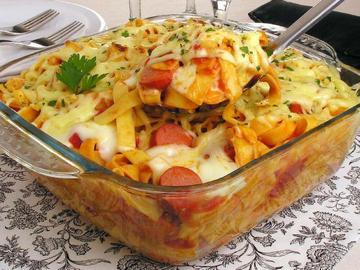 Macarrão de Forno com Salsicha